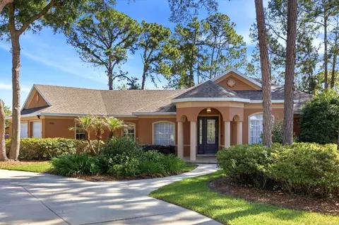 1064 Ceasars Ct, Mount Dora, FL 32757