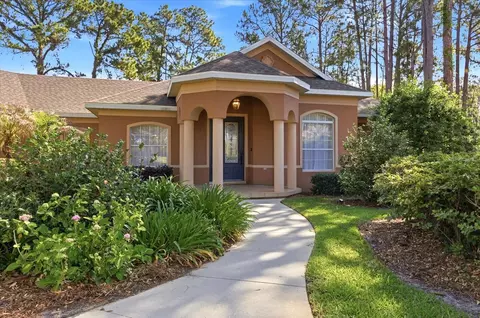 Exterior - 1064 Ceasars Ct, Mount Dora, FL 32757 photo 3 of 7