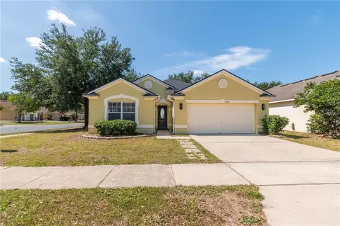 5049 Gandross Ln, Mount Dora, FL 32757