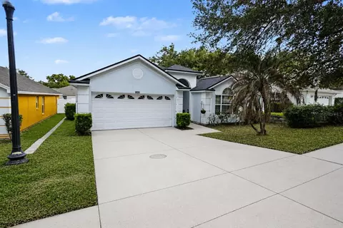 10424 Stonepark Drive Dr, Leesburg, FL 34788