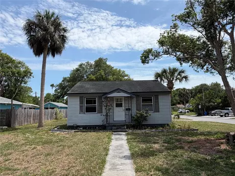 453 San Salvador Dr, Dunedin, FL 34698