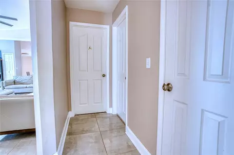 Entry Way - 7220 Bridle Path, Saint Cloud, FL 34771 photo 3 of 3
