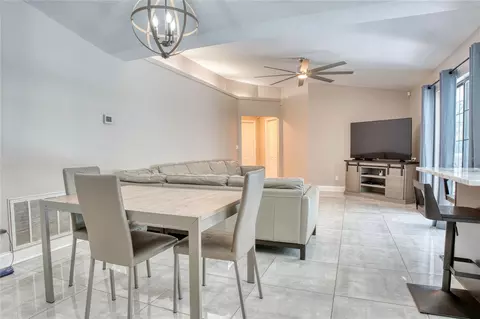 Dining - 7220 Bridle Path, Saint Cloud, FL 34771 photo 3 of 3