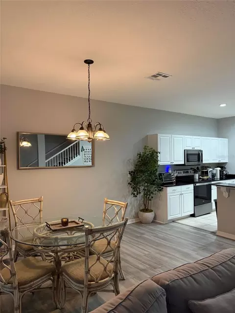 Dining - 4056 Alan Dr, Largo, FL 33771 photo 2 of 2