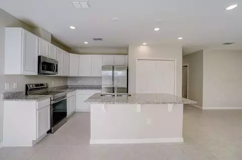Kitchen - 589 Broadoak Dr, Dundee, FL 33838 photo 1 of 5