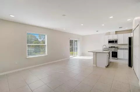 Living - 589 Broadoak Dr, Dundee, FL 33838 photo 3 of 4