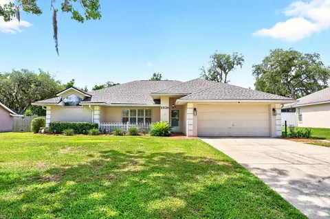 10126 Silver Bluff Dr, Leesburg, FL 34788
