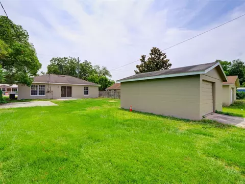 Exterior - 806 Illinois Ave, Saint Cloud, FL 34771 photo 6 of 6