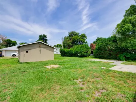 Exterior - 806 Illinois Ave, Saint Cloud, FL 34771 photo 5 of 6