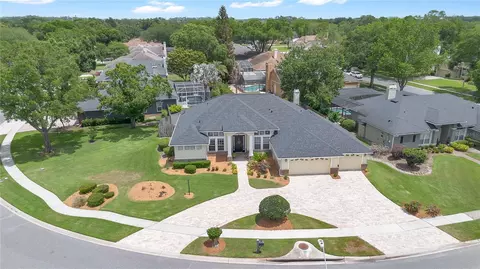 5237 Chiswick Cir, Belle Isle, FL 32812