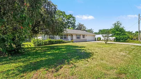 Exterior - 4620 NE 8th St, Ocala, FL 34470 photo 4 of 4