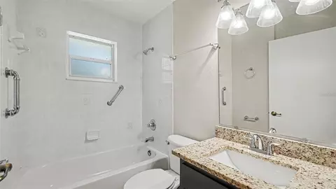 Bath - 4620 NE 8th St, Ocala, FL 34470 photo 2 of 2