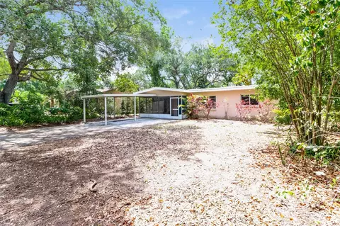 Exterior - 1619 Edna Ave, Largo, FL 33770 photo 3 of 6