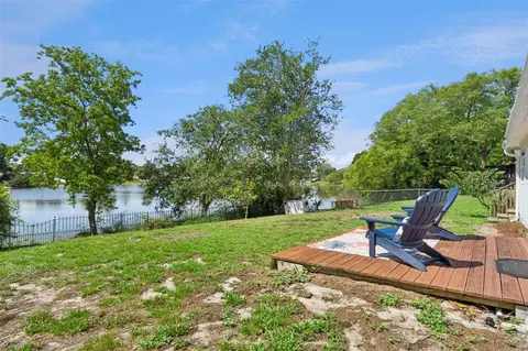 Exterior - 1212 Russell Dr, Ocoee, FL 34761 photo 4 of 6