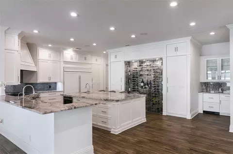 Kitchen - 6462 Deacon Cir, Windermere, FL 34786 photo 1 of 3