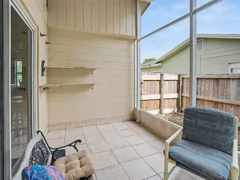 Exterior - 1609 Maureen Ave #4, Ocoee, FL 34761 photo 4 of 9