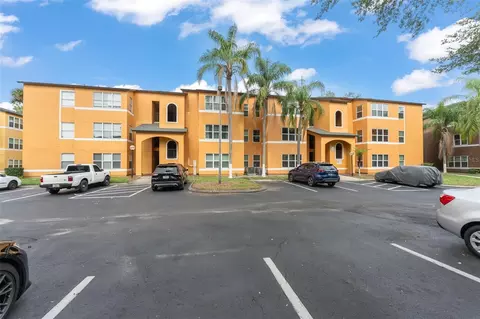 4532 Commander Dr #2133, Orlando, FL 32822