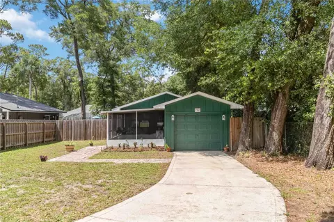 25805 Vero St, Sorrento, FL 32776