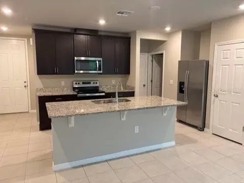 Kitchen - 911 Robin Holly, Ocoee, FL 34761 photo 1 of 1