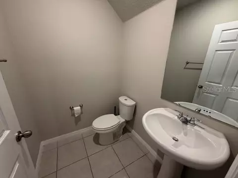 Bath - 911 Robin Holly, Ocoee, FL 34761 photo 1 of 3