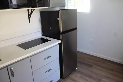 Kitchen - 307 California Ave, Saint Cloud, FL 34769 photo 3 of 4