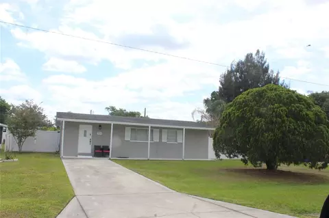 Exterior - 307 California Ave, Saint Cloud, FL 34769 photo 2 of 12