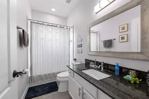 Bath - 816 Lancer Cir, Ocoee, FL 34761 photo 3 of 3