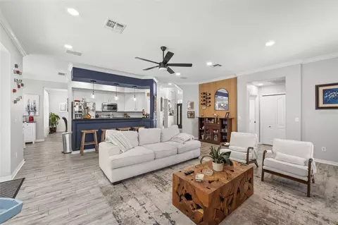 Living - 816 Lancer Cir, Ocoee, FL 34761 photo 4 of 4