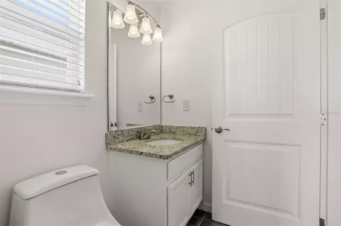 Bath - 1536 Softshell St, Saint Cloud, FL 34771 photo 5 of 9