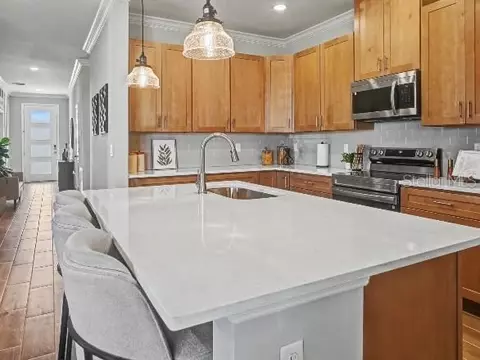 Kitchen - 629 Broadoak Dr, Dundee, FL 33838 photo 3 of 4