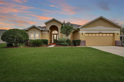 1527 Gants Cir, Kissimmee, FL 34744