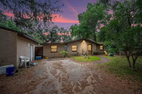 13395 SE 106th Ave, Ocklawaha, FL 32179