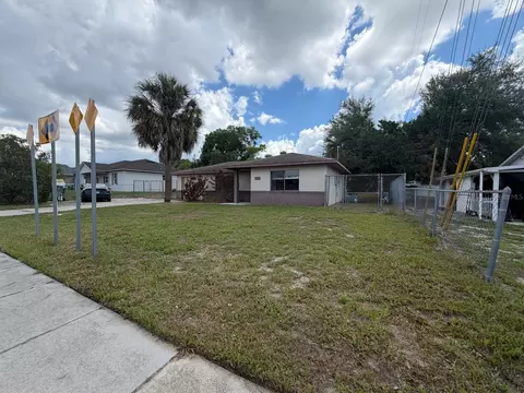 1057 Fort Smith Blvd, Deltona, FL 32725