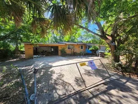 1127 Robinson Ave, Apopka, FL 32703