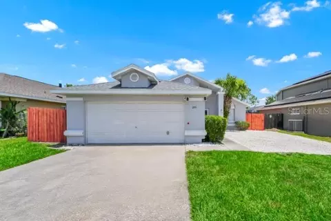 235 Hidden Springs Cir, Kissimmee, FL 34743