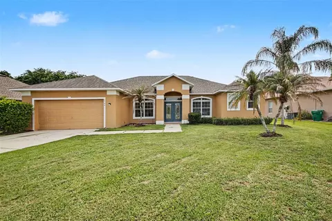 1544 Mistflower Ln, Winter Garden, FL 34787