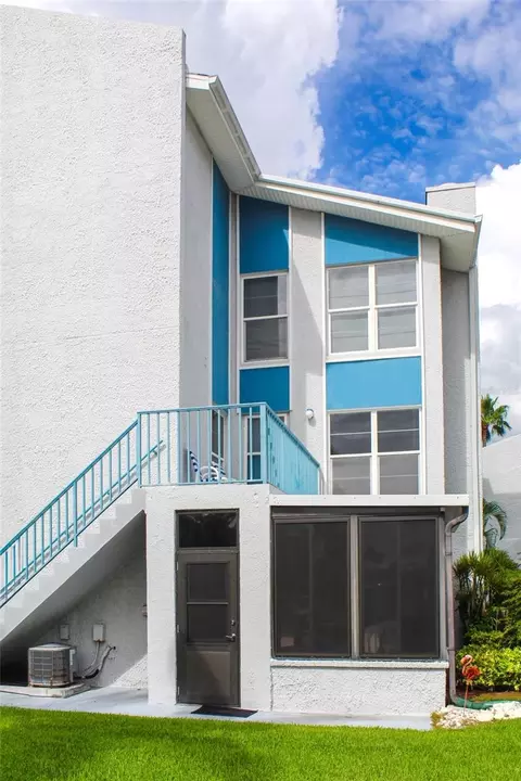 215 Medallion Blvd #G, Madeira Beach, FL 33708