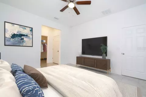 Bedroom - 5010 SW 155th Loop, Ocala, FL 34473 photo 3 of 17