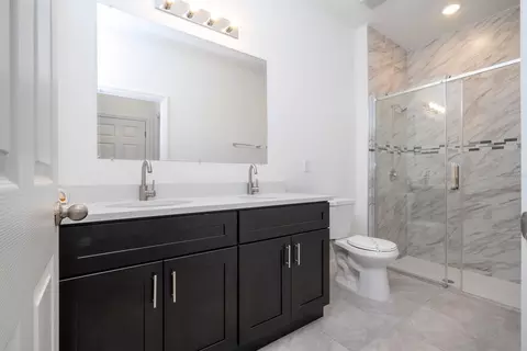 Bath - 5010 SW 155th Loop, Ocala, FL 34473 photo 1 of 9