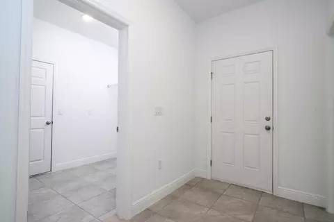 Entry Way - 5010 SW 155th Loop, Ocala, FL 34473 photo 5 of 5