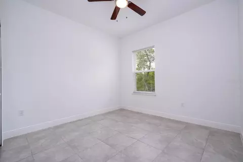 Bedroom - 5010 SW 155th Loop, Ocala, FL 34473 photo 8 of 17