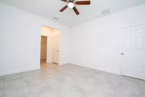 Bedroom - 5010 SW 155th Loop, Ocala, FL 34473 photo 4 of 17