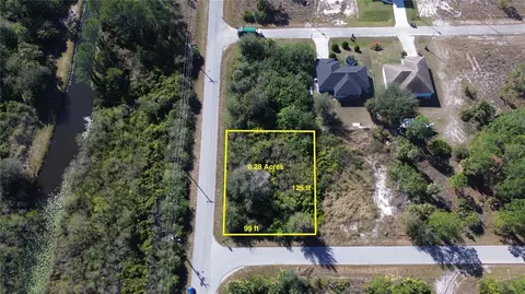 880 Gulf Ln, Lehigh Acres, FL 33974