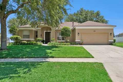 2824 Majestic Isle Dr, Clermont, FL 34711