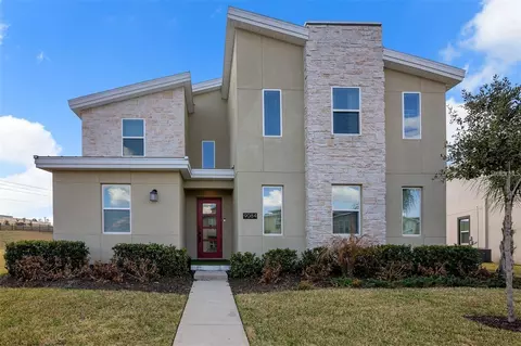 9084 Sommerset Hills Dr, Davenport, FL 33896