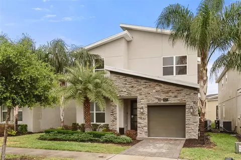 621 Drop Shot Dr, Davenport, FL 33896