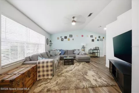 Living - 5145 Carter St, Cocoa, FL 32927 photo 1 of 1