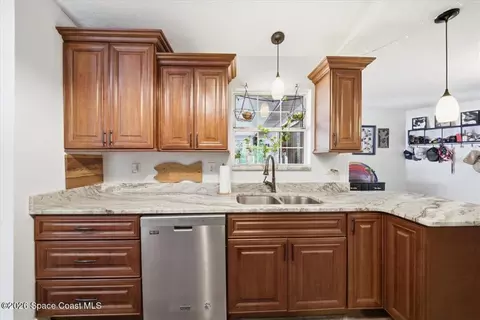 Kitchen - 5145 Carter St, Cocoa, FL 32927 photo 2 of 3