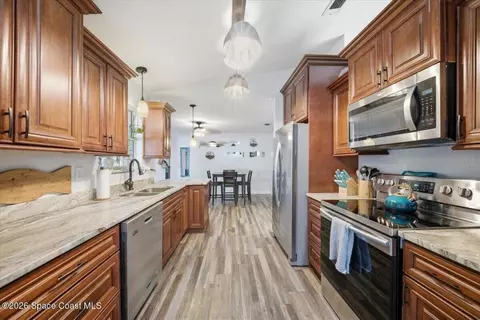 Kitchen - 5145 Carter St, Cocoa, FL 32927 photo 3 of 3