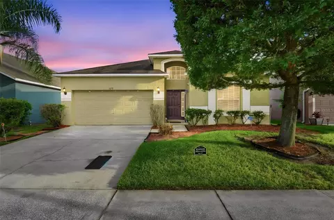 1676 Canoe Creek Falls Dr, Orlando, FL 32824